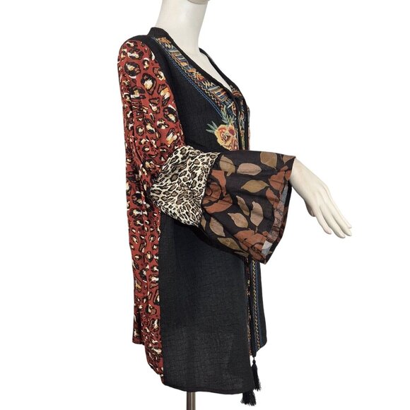 Calessa Women's Tunic Size 2X Floral Embroidered Top Black Animal Print (53) - Picture 3 of 10